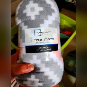 Mainstays Fleece Throw Blanket 50" x 60" Leopard Cheetah Cat Animal Print